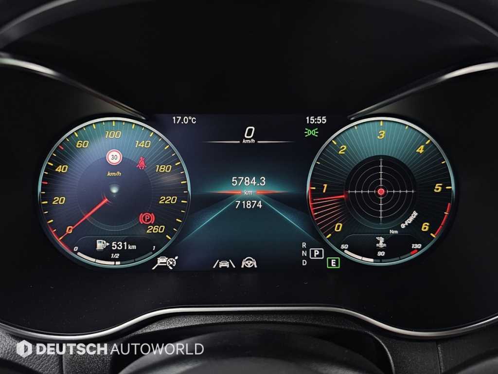 Mercedes Benz GLC Class - Vista 8