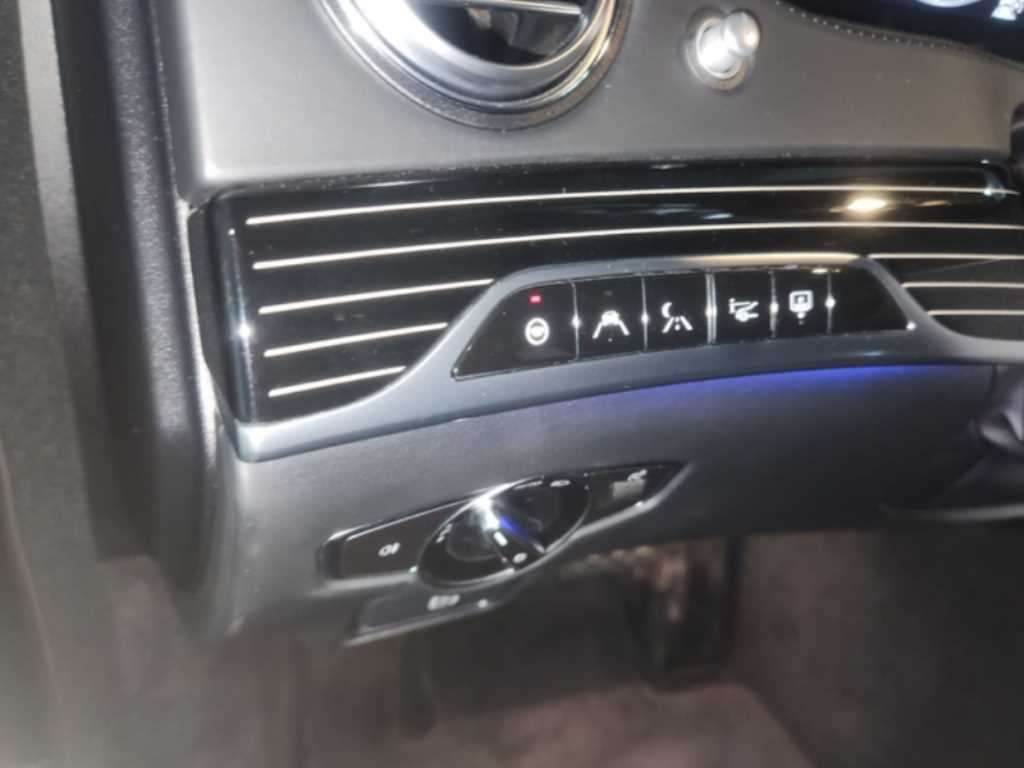 Mercedes Benz S Class - Vista 12