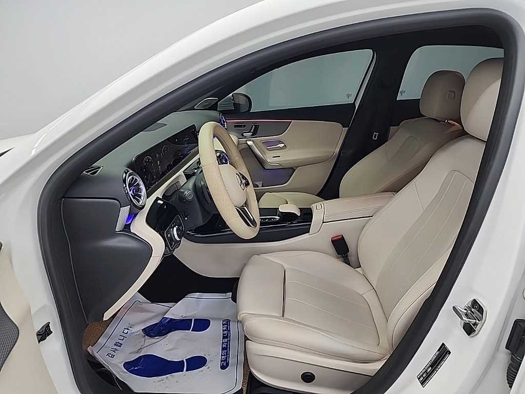 Mercedes Benz A Class - Vista 11