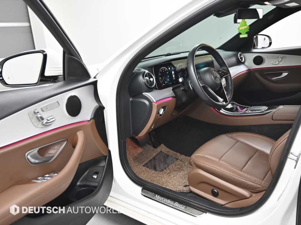 Mercedes Benz E class - Vista 11