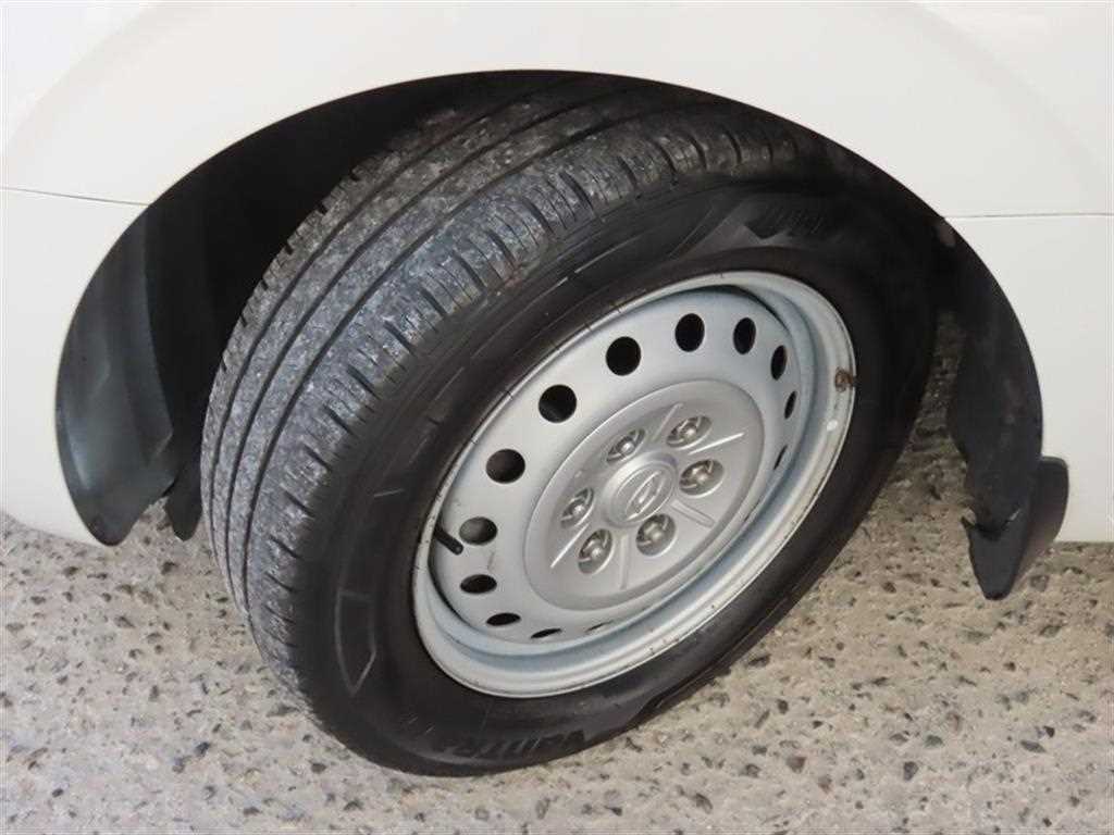 HYUNDAI Staria 2022 Blanco - Importación desde Corea - HF Imports Iquique - Foto 19