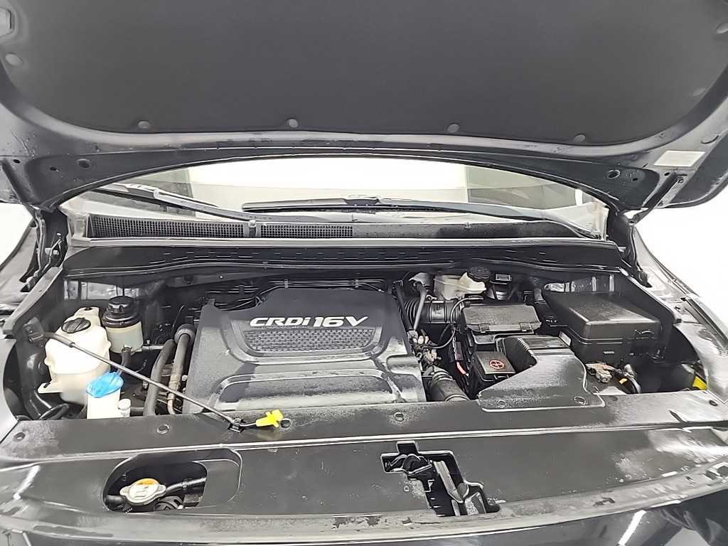 KIA Carnival - Vista 5