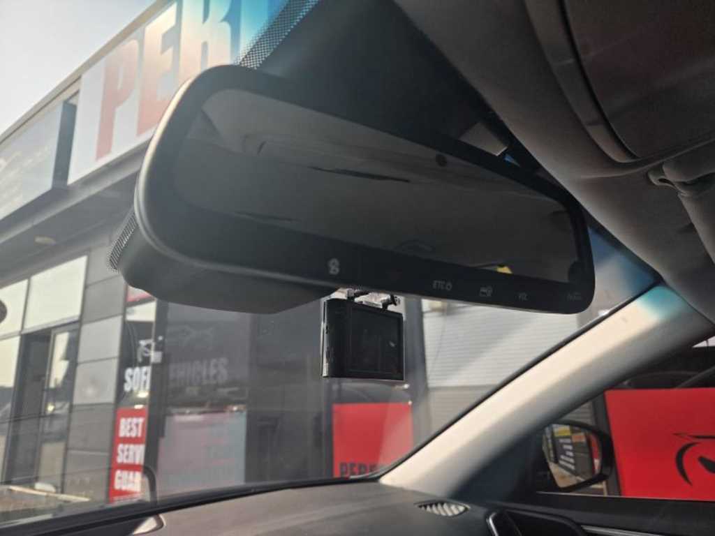 HYUNDAI Grandeur - Vista 11