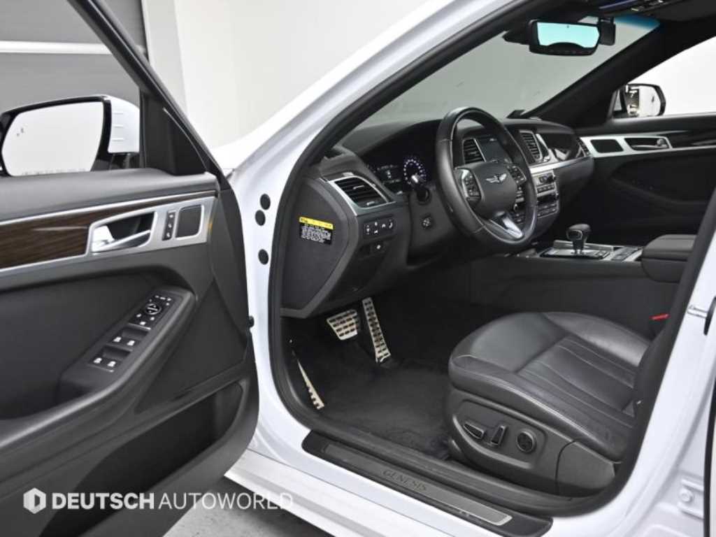 Genesis G80 - Vista 9