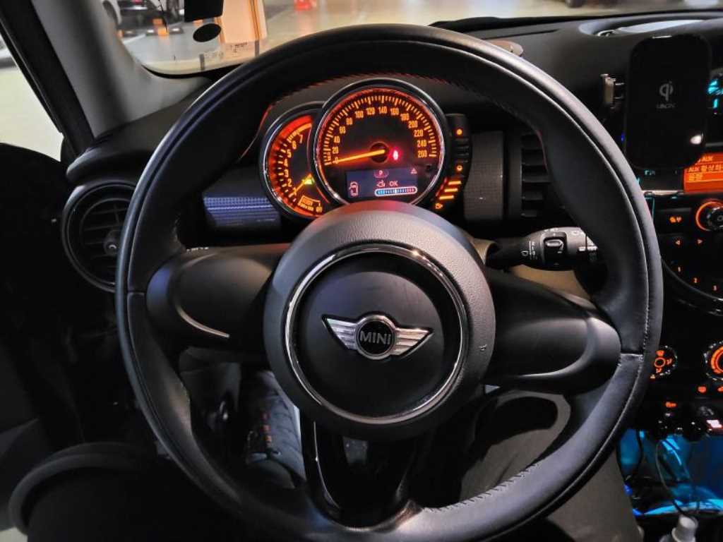 Mini Cooper - Vista 5
