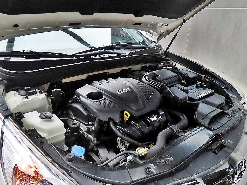 HYUNDAI Sonata 2010 Blanco - Importación desde Corea - HF Imports Iquique - Foto 18