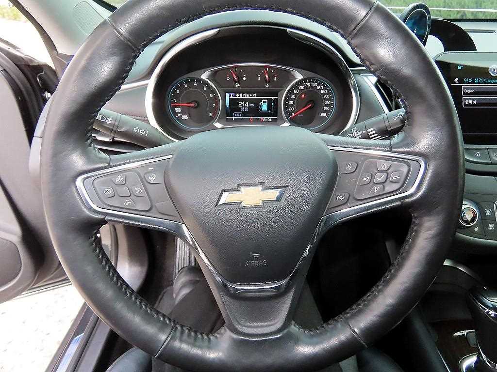 Chevrolet Malibu - Vista 8