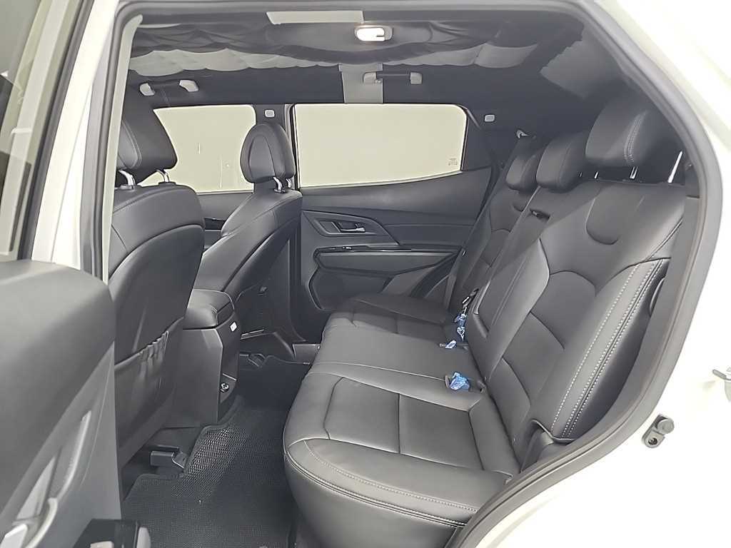 Ssangyong Korando - Vista 12