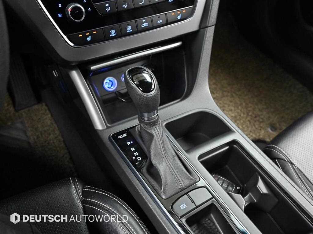 HYUNDAI Sonata - Vista 9