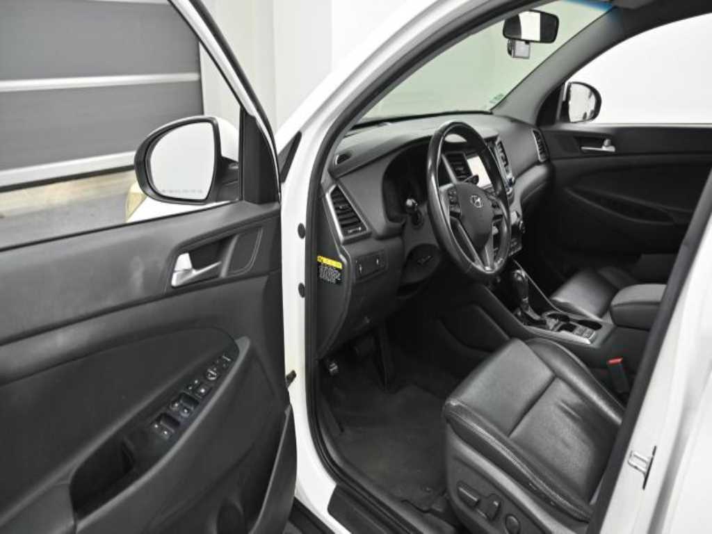 HYUNDAI Tucson - Vista 11