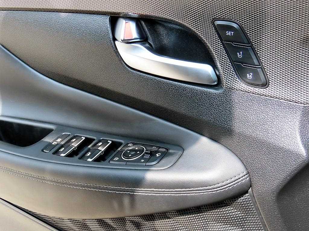 HYUNDAI Santa Fe - Vista 11