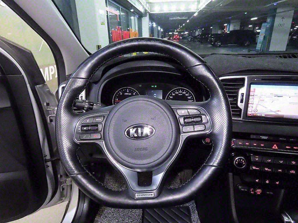 KIA Sportage - Vista 8