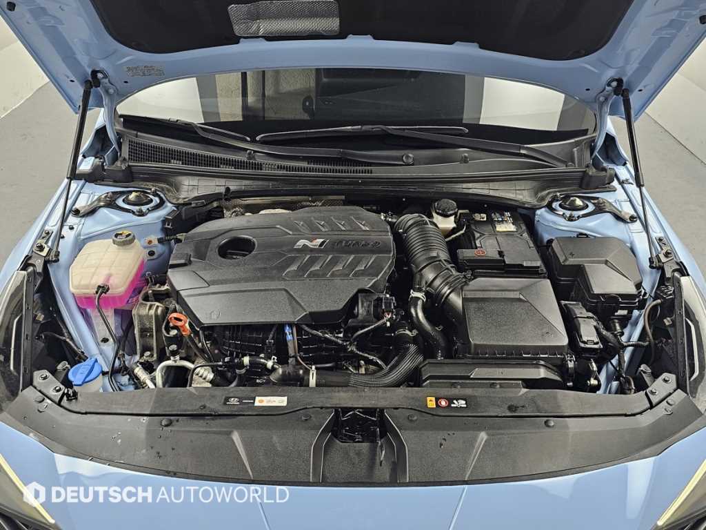 HYUNDAI Avante - Vista 6