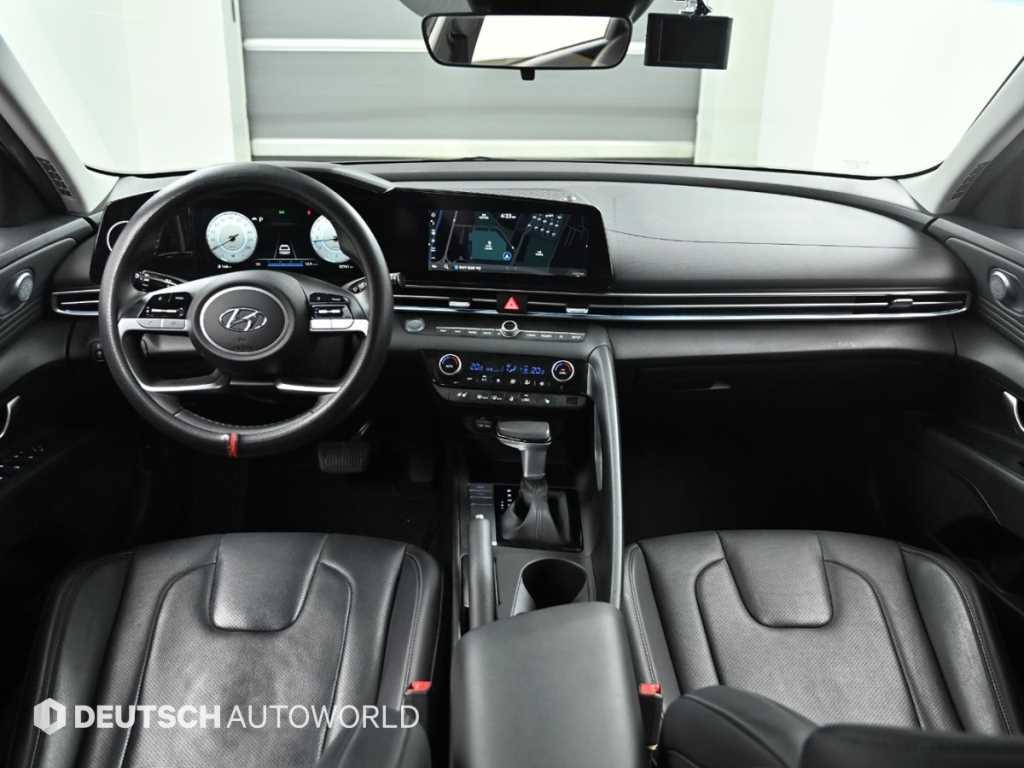 HYUNDAI Avante - Vista 6