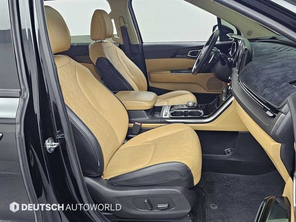 KIA Carnival - Vista 10