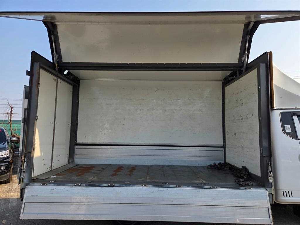 Small Truck Top_Wingbody Powergate - Vista 7