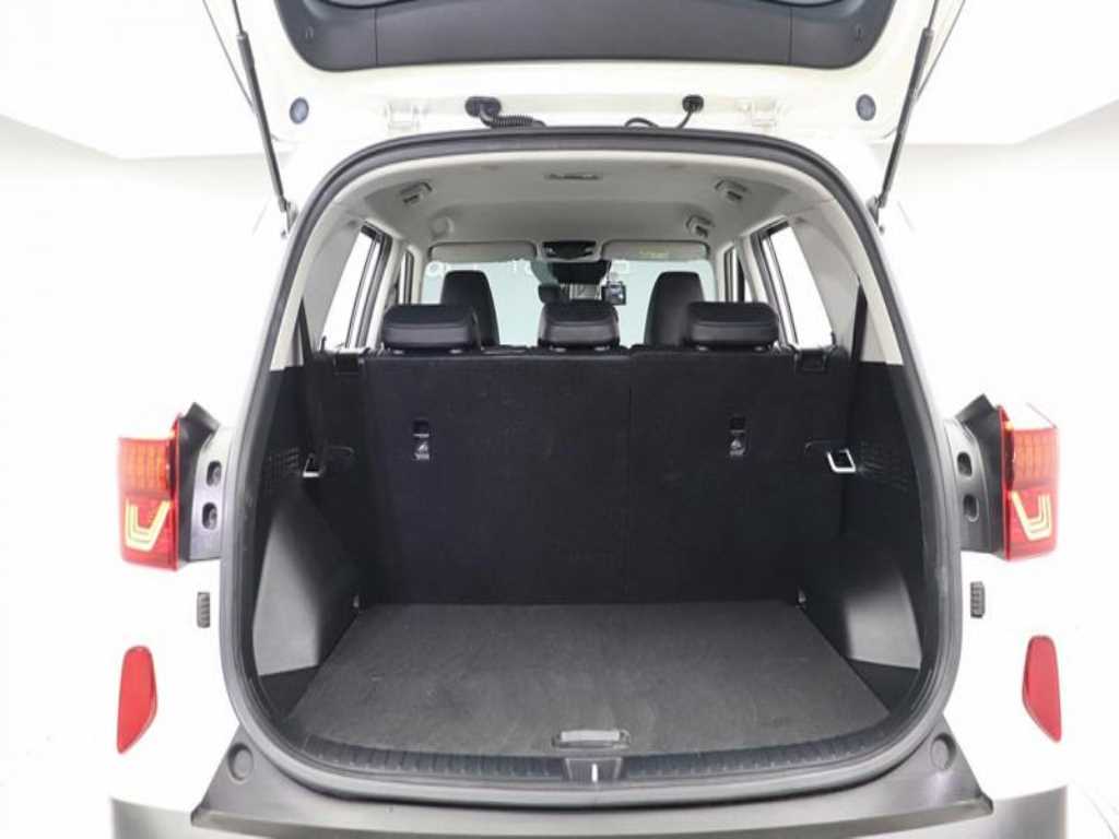 KIA Seltos - Vista 7