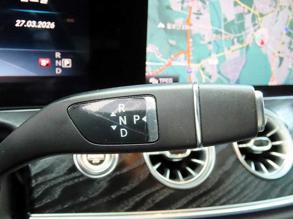 Mercedes Benz E class - Vista 11