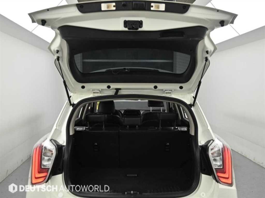 Ssangyong Tivoli 2022 Blanco - Importación desde Corea - HF Imports Iquique - Foto 19