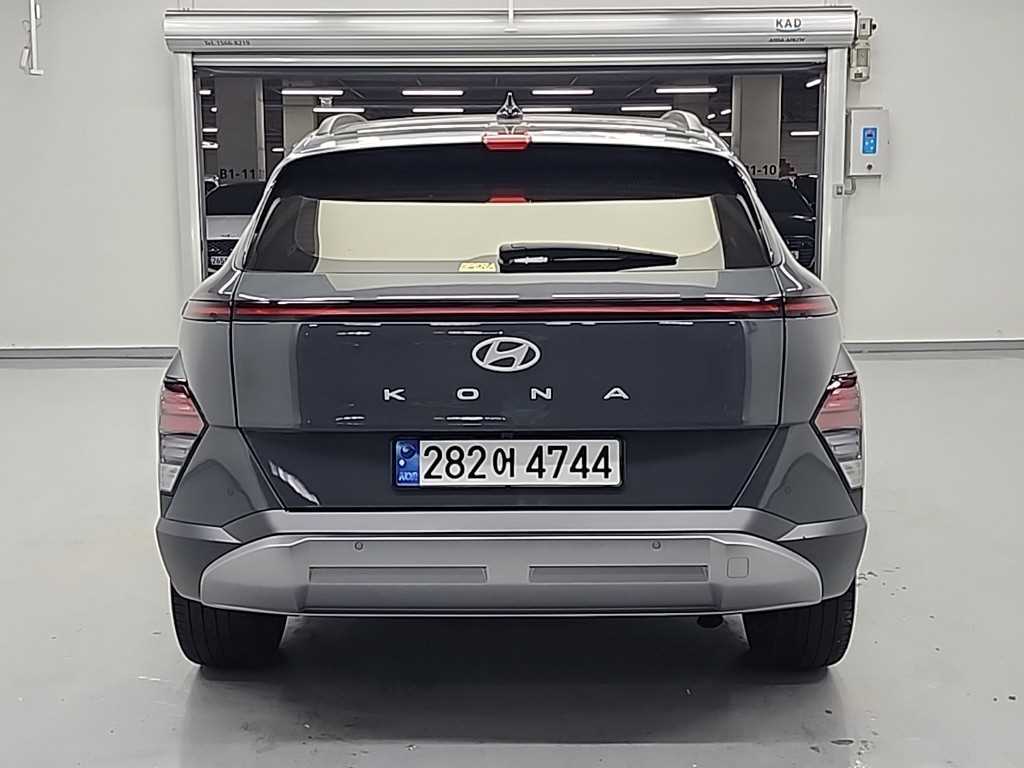 HYUNDAI Kona - Vista 3