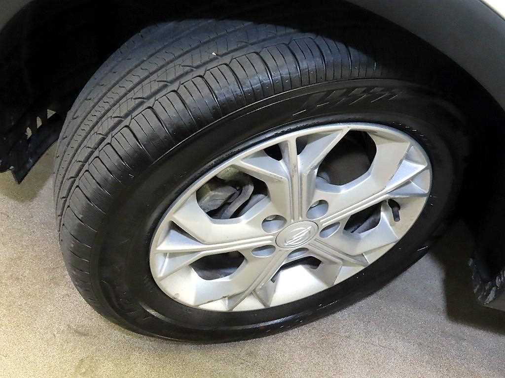 Ssangyong Tivoli 2023 Blanco - Importación desde Corea - HF Imports Iquique - Foto 20