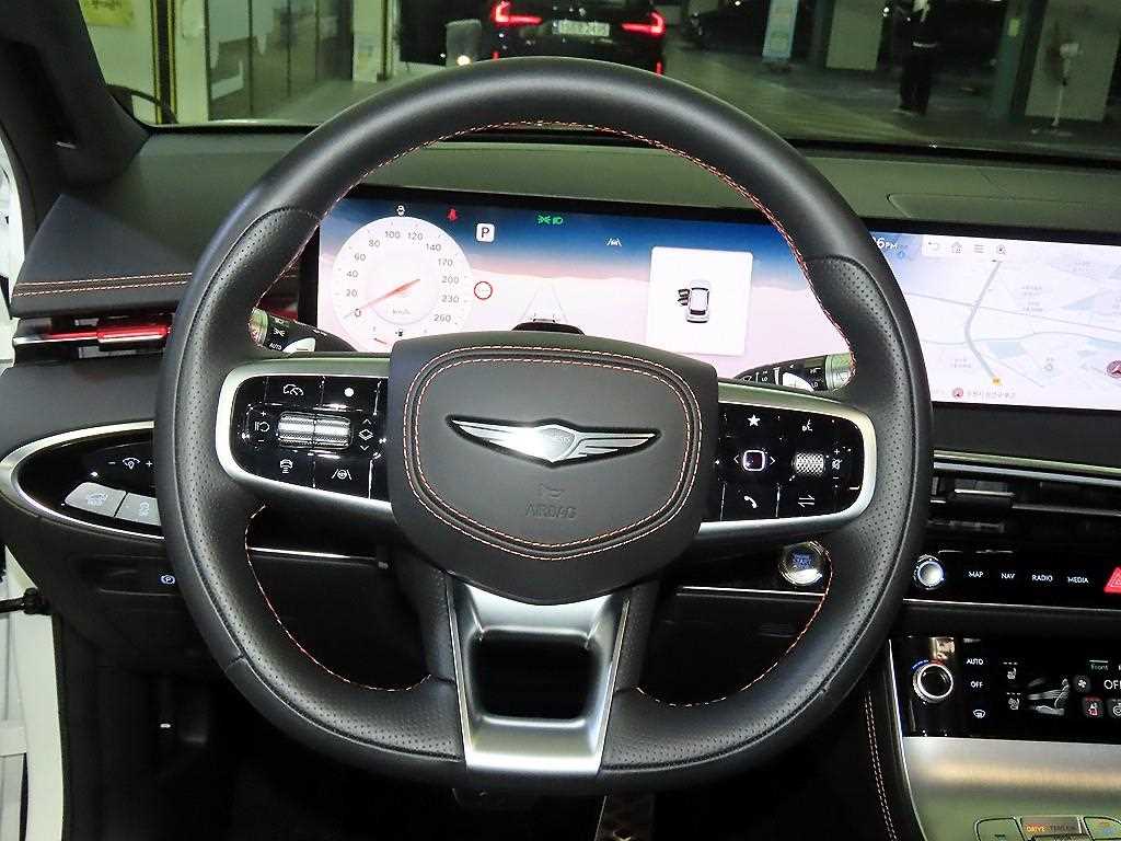 Genesis GV70 - Vista 9