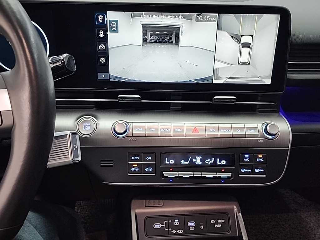 HYUNDAI Kona - Vista 10