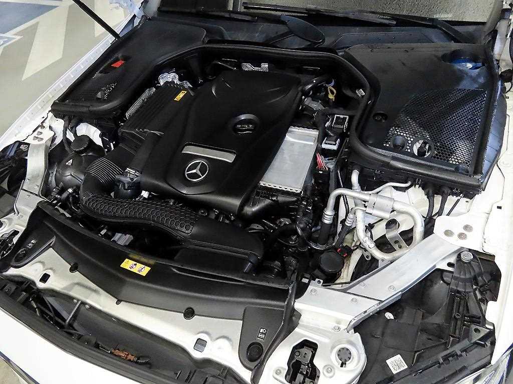 Mercedes Benz E class 2019 Blanco - Importación desde Corea - HF Imports Iquique - Foto 19