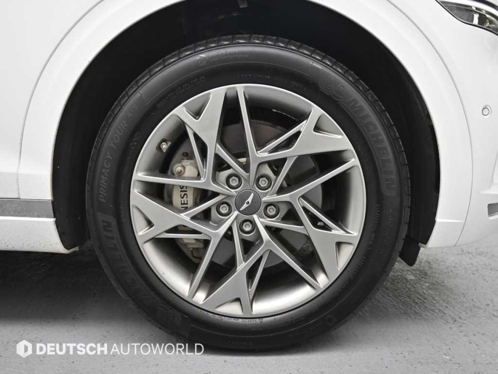 Genesis GV70 - Vista 5