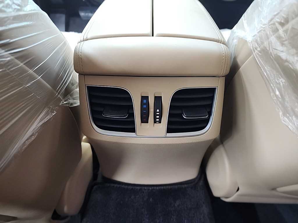 Genesis G80 2018 Negro - Importación desde Corea - HF Imports Iquique - Foto 13