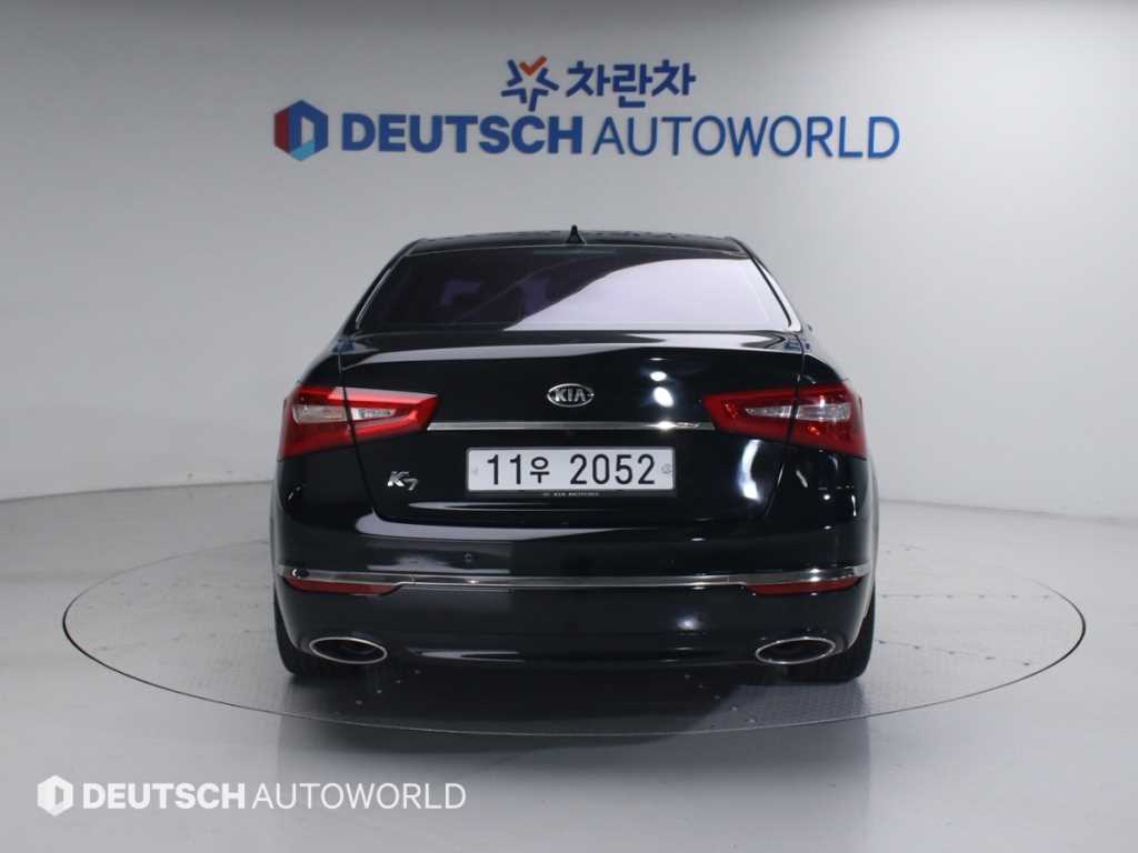 KIA K7 - Vista 4