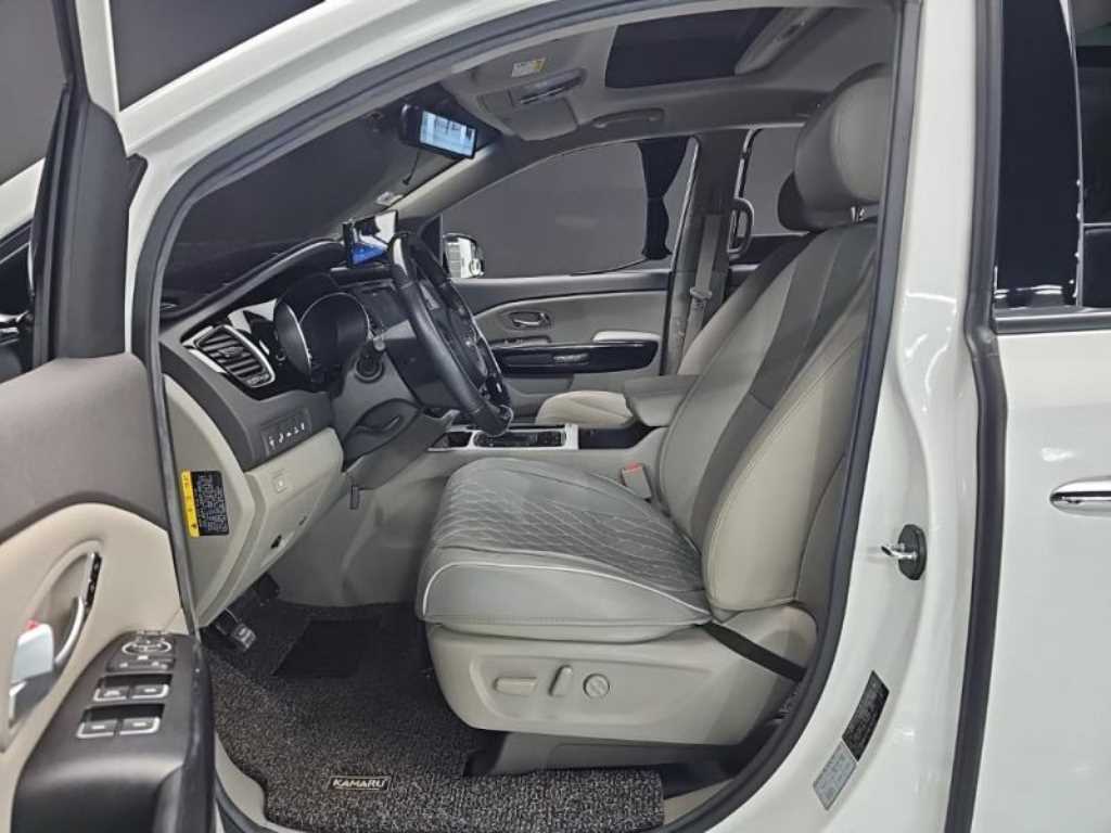 KIA Carnival 2015 Blanco - Importación desde Corea - HF Imports Iquique - Foto 16