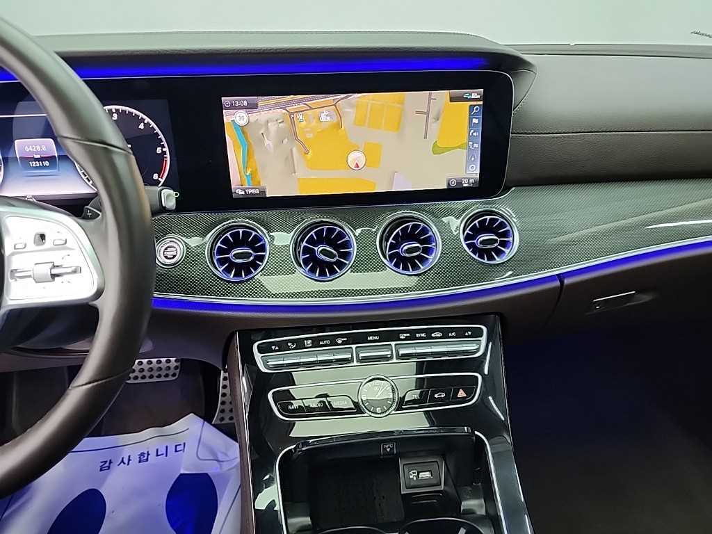 Mercedes Benz CLS Class - Vista 10