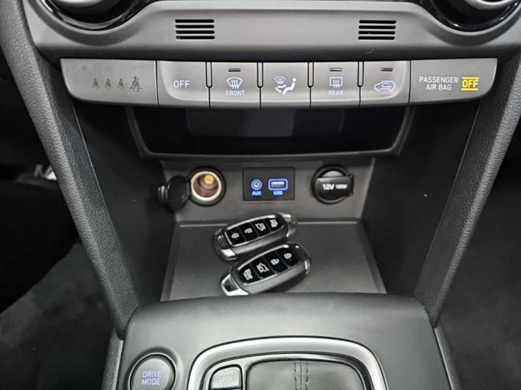 HYUNDAI Kona - Vista 11