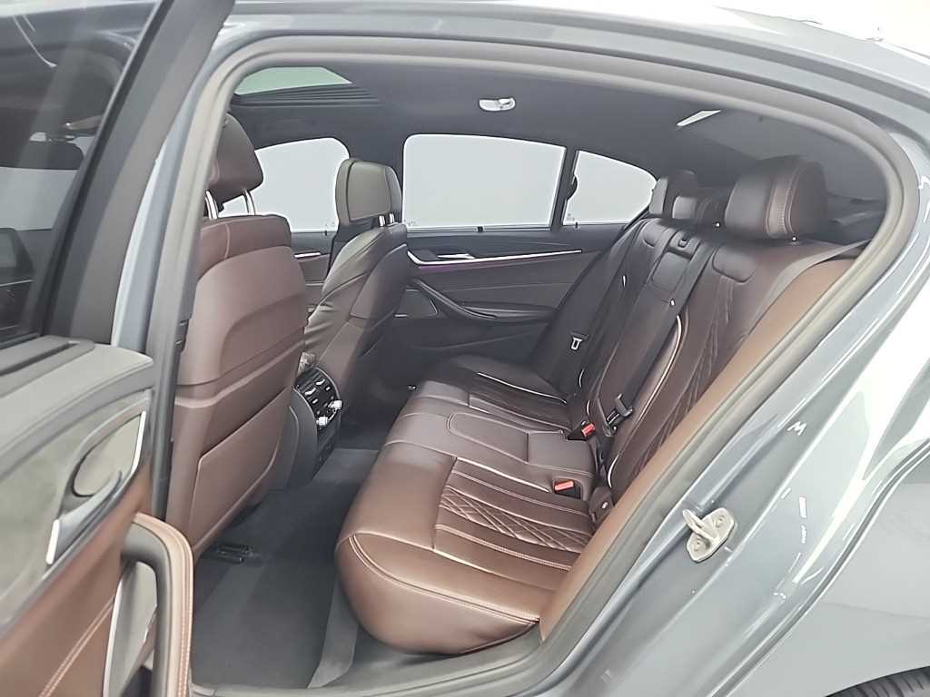 BMW 5 Series - Vista 12