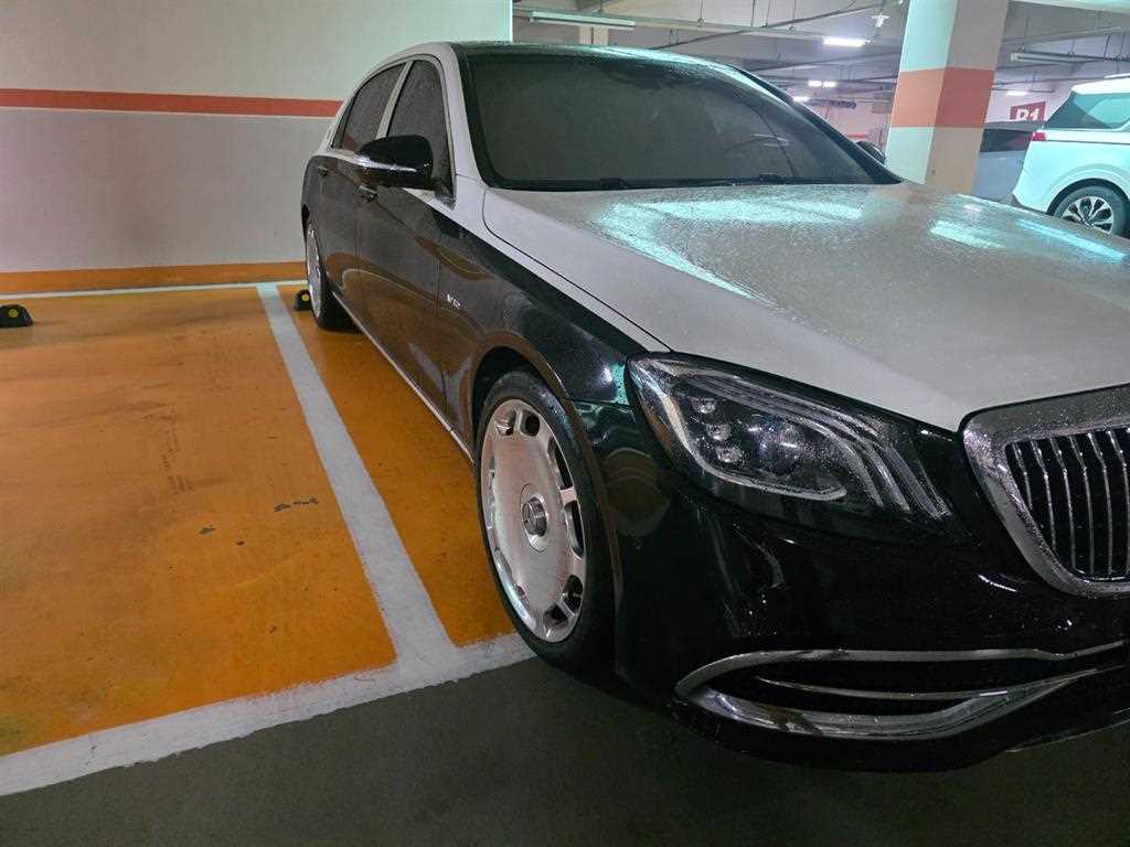 Mercedes Benz S Class - Vista 4