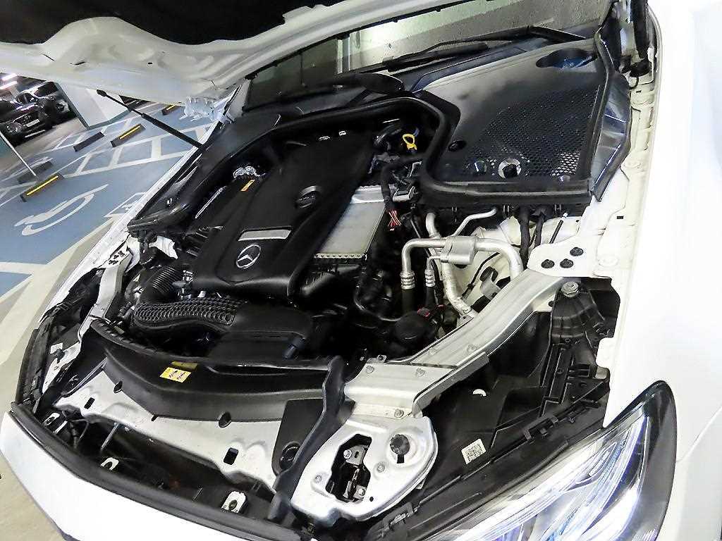 Mercedes Benz E class 2018 Blanco - Importación desde Corea - HF Imports Iquique - Foto 19