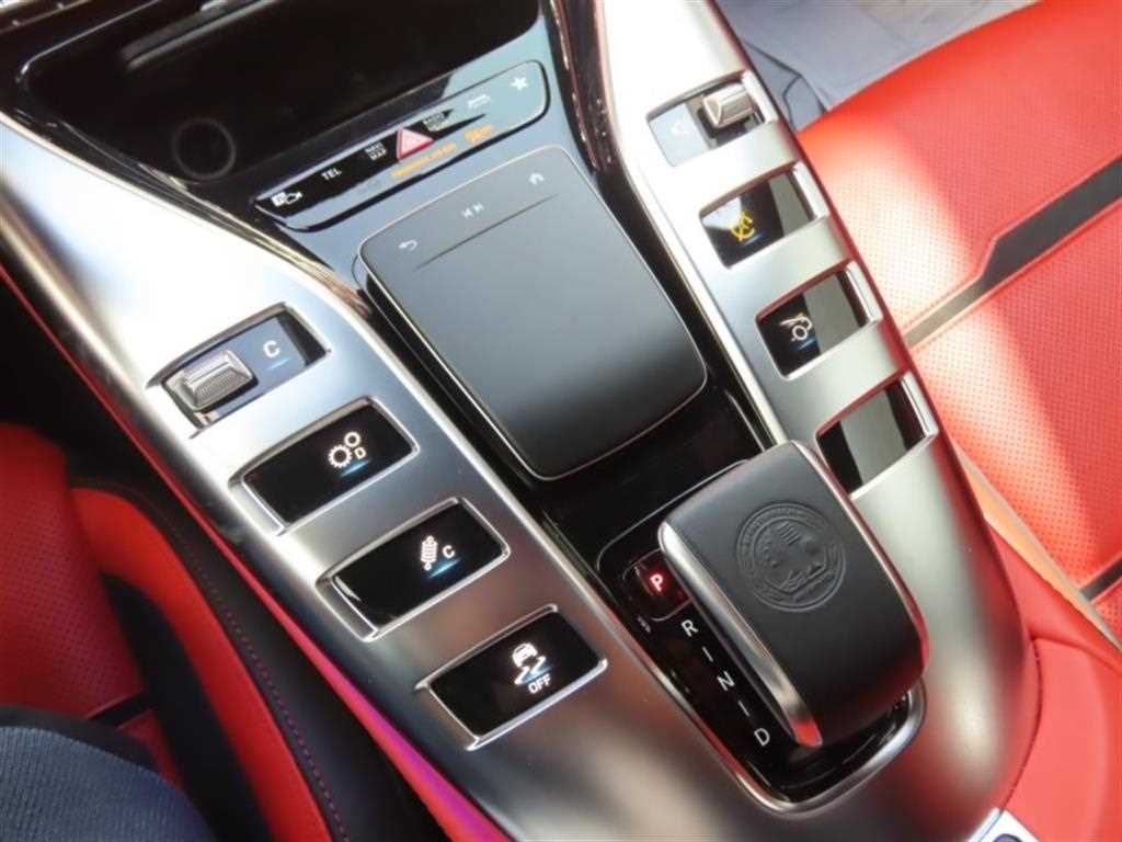 Mercedes Benz AMG GT - Vista 6