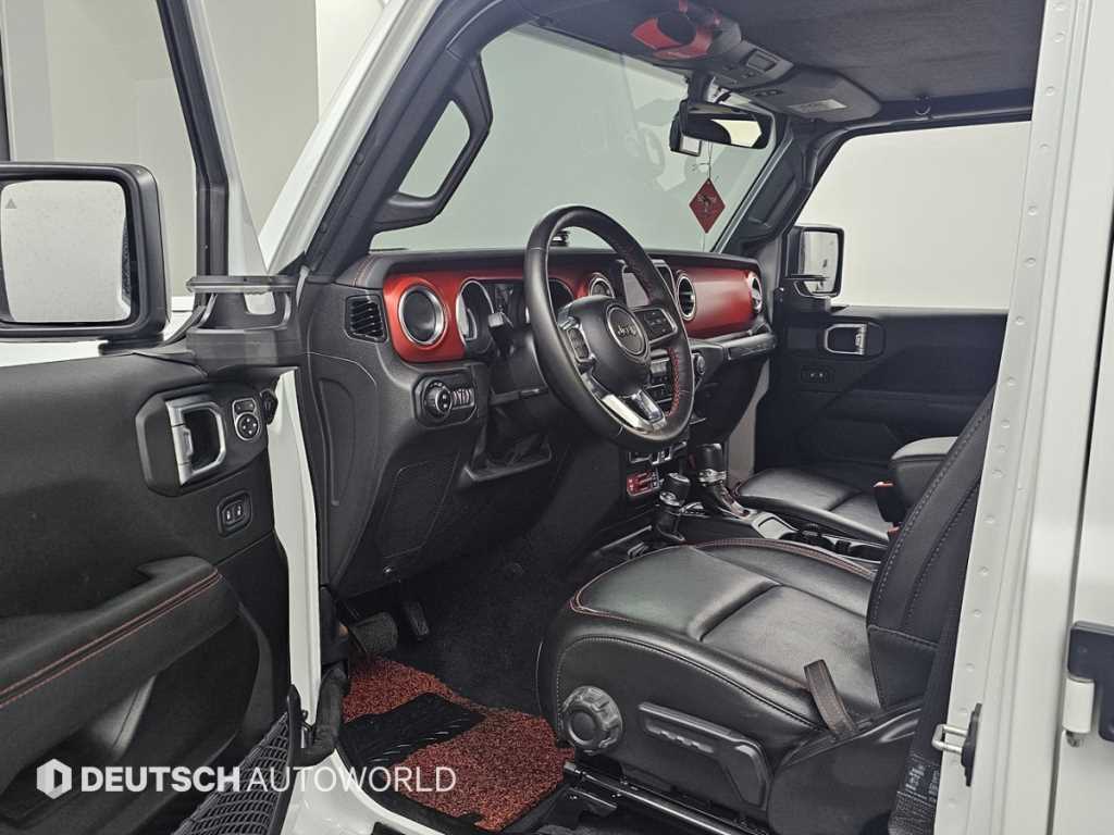 Jeep Wrangler - Vista 11