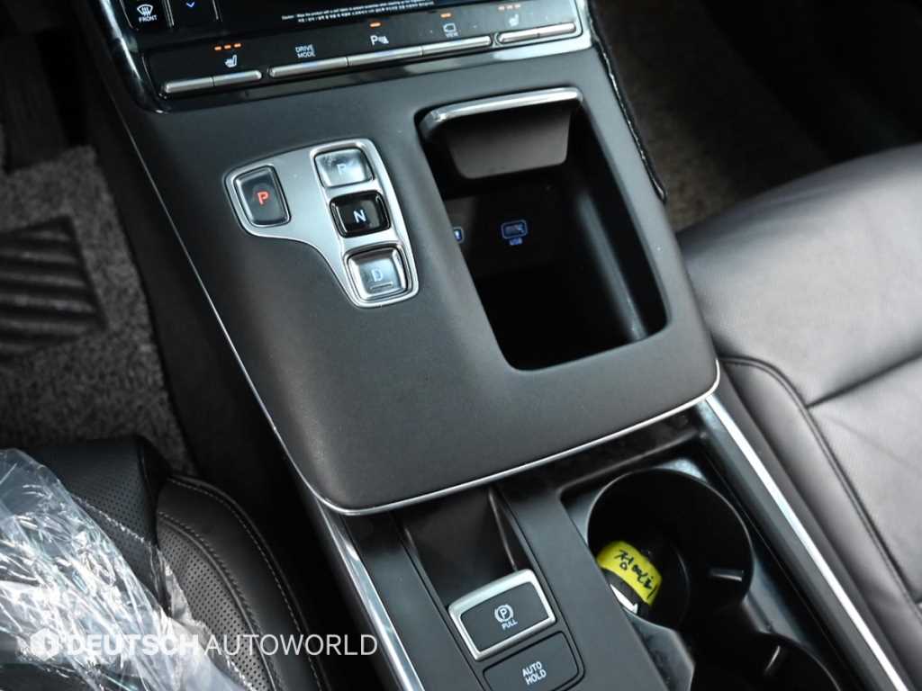 HYUNDAI Grandeur - Vista 9