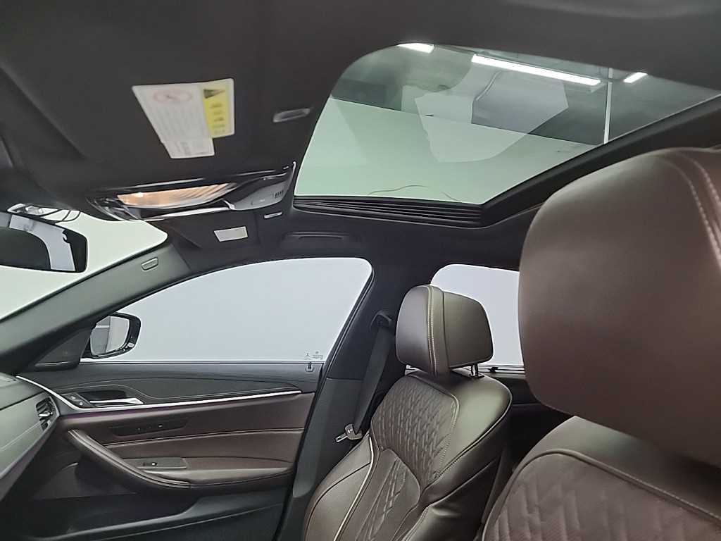 BMW 5 Series 2018 Gris - Importación desde Corea - HF Imports Iquique - Foto 14