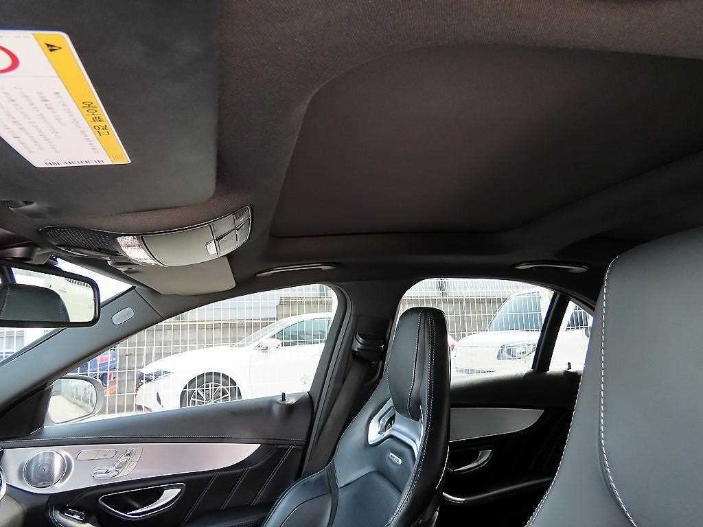 Mercedes Benz C Class 2018 Blanco - Importación desde Corea - HF Imports Iquique - Foto 17