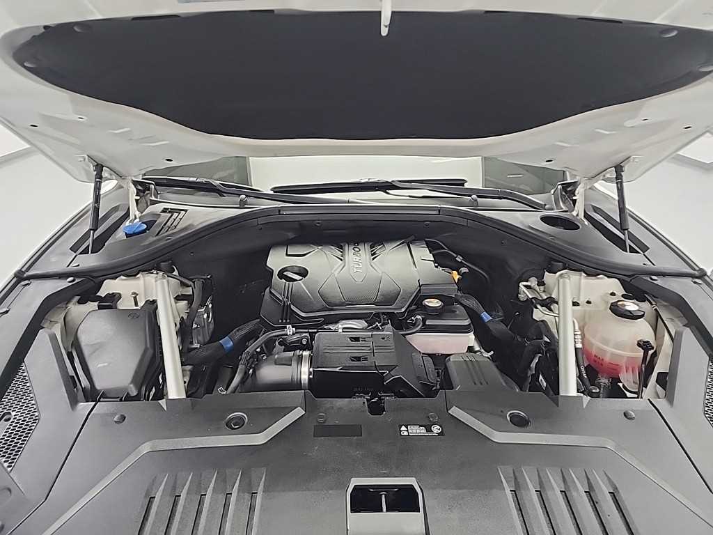 Genesis GV70 - Vista 5