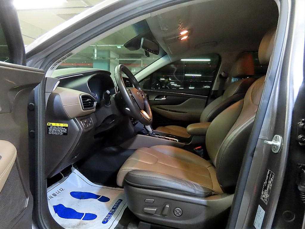 HYUNDAI Santa Fe - Vista 5