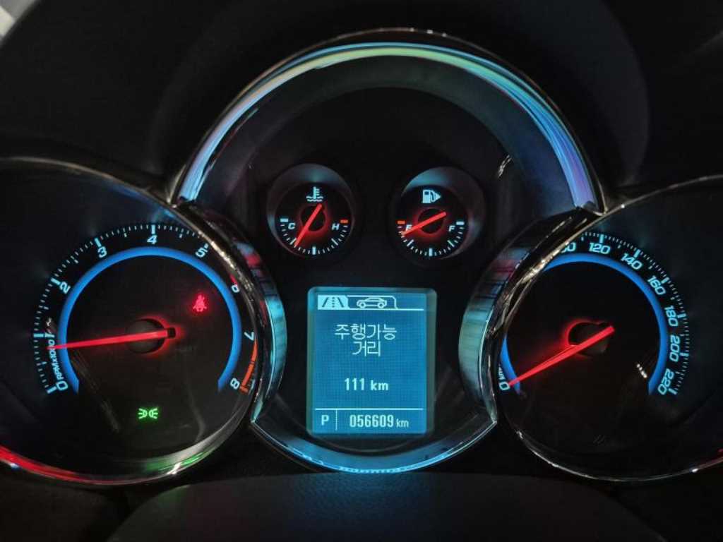 Chevrolet Cruise - Vista 10