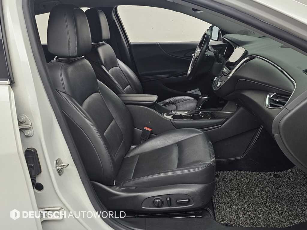 Chevrolet Malibu - Vista 10