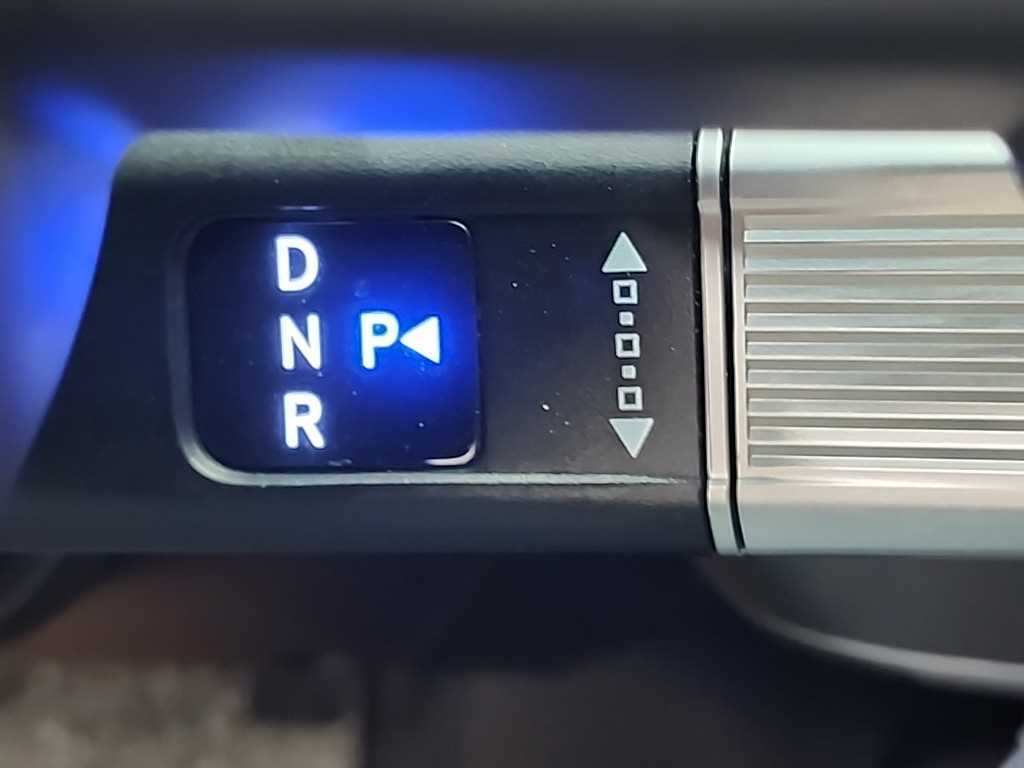 HYUNDAI Kona - Vista 8