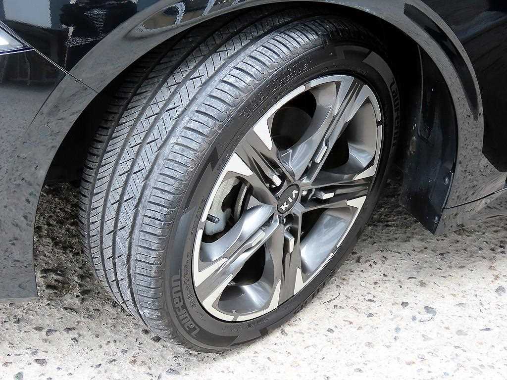 KIA K5 2021 Negro - Importación desde Corea - HF Imports Iquique - Foto 20