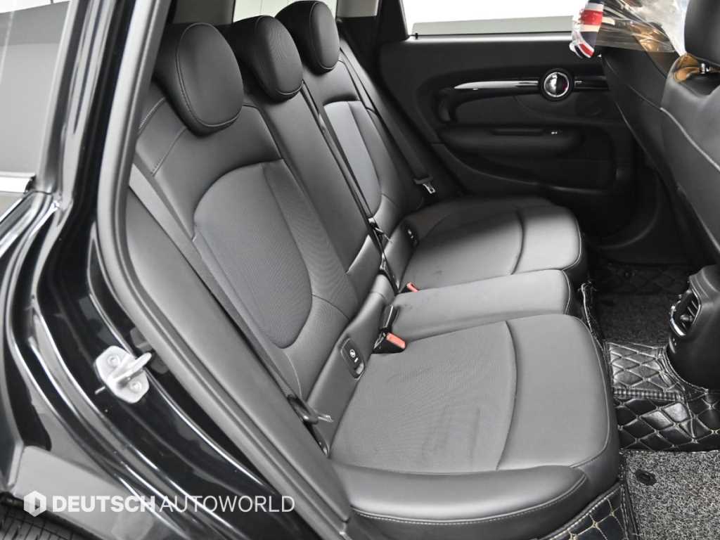 Mini Clubman - Vista 12