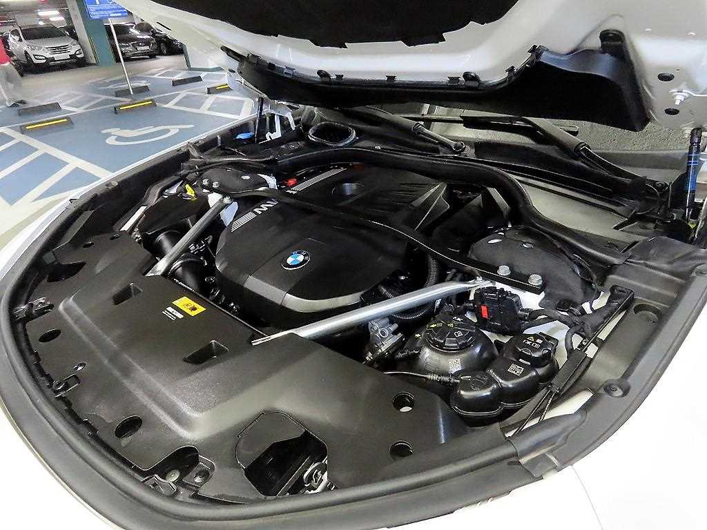 BMW 7 Series 2023 - Importación desde Corea - HF Imports Iquique - Foto 19